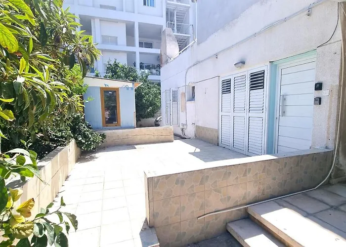 Dream Escape 1 - 6 Min Walk To Kastella Beach! Διαμέρισμα *