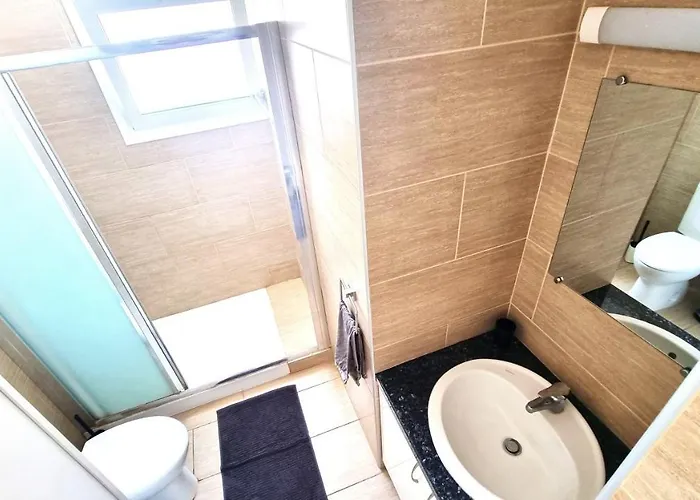 Dream Escape 1 - 6 Min Walk To Kastella Beach! Apartment